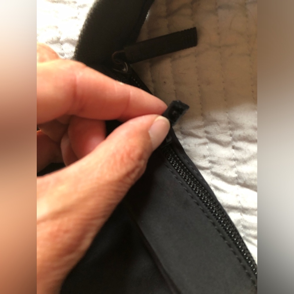 L.L. Bean sling bag - Picture 7 of 15
